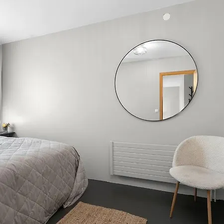 Cheerful 3br Down Town Newly Renovated * Reykjavik